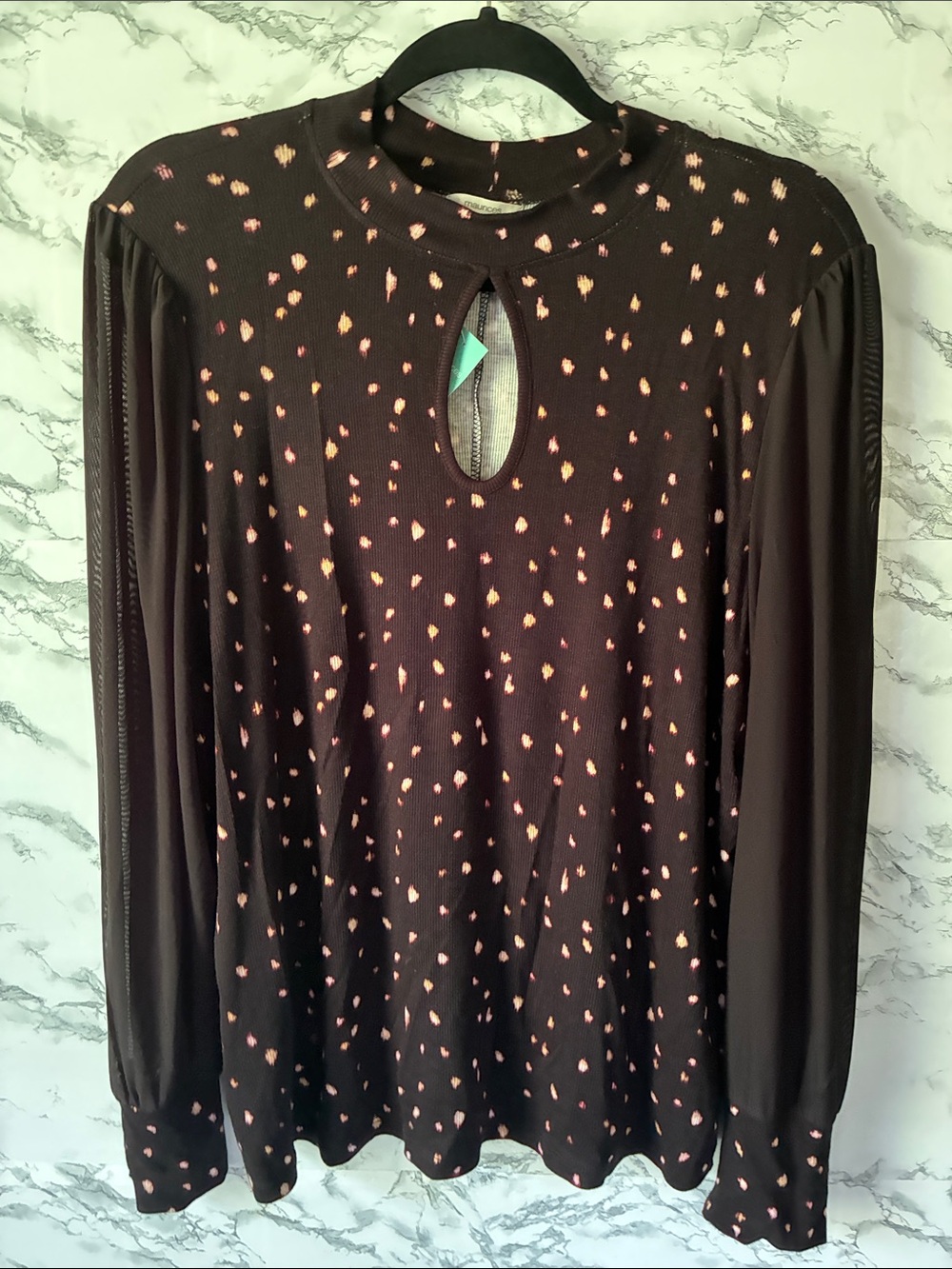 Maurices L NWT Black Long-Sleeve Keyhole Tunic with Spot Print